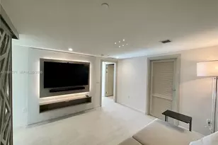 1000 Brickell Plaza, Miami, FL 33131 - Photo 11