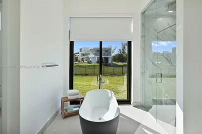 2311 SW 108th Ter, Davie, FL 33324 - Photo 41