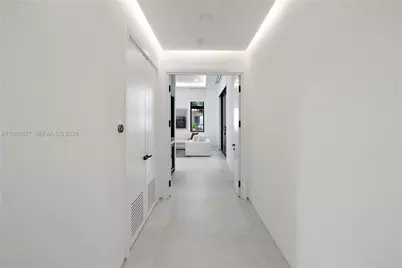 2311 SW 108th Ter, Davie, FL 33324 - Photo 33