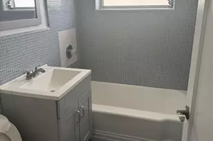 424 NE 82nd St, Miami, FL 33138 - Photo 11
