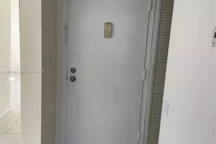 1700 NW N River Dr, Miami, FL 33125 - Photo 9