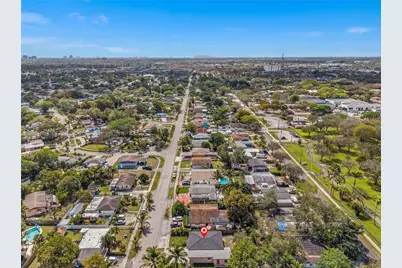 3200 SW 47th Ave, West Park, FL 33023 - Photo 15