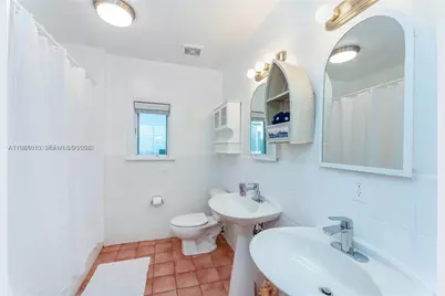 2379 Overbrook St, Coconut Grove, FL 33133 - Photo 33