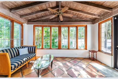 2379 Overbrook St, Coconut Grove, FL 33133 - Photo 11