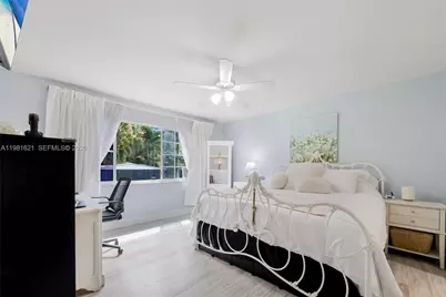 6350 NW 39th Ter, Virginia Gardens, FL 33166 - Photo 5
