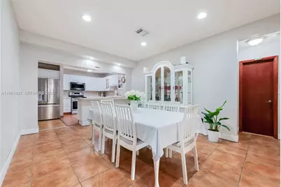 6350 NW 39th Ter, Virginia Gardens, FL 33166 - Photo 7