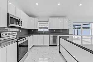 14721 SW 170th Terrace, Miami, FL 33187 - Photo 13