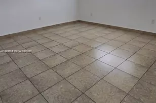 690 NE 123rd St, North Miami, FL 33161 - Photo 13