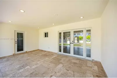9361 SW 16th St, Miami, FL 33165 - Photo 15