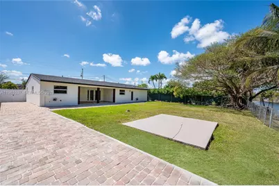 9361 SW 16th St, Miami, FL 33165 - Photo 19