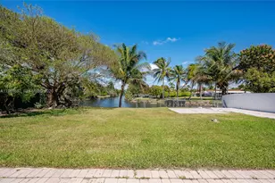 9361 SW 16th St, Miami, FL 33165 - Photo 21