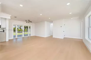 9361 SW 16th St, Miami, FL 33165 - Photo 5