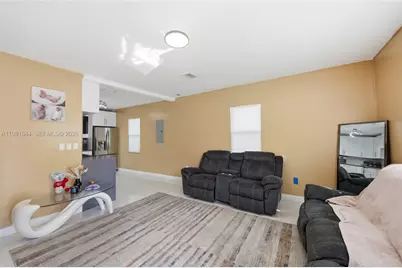 6324 NW 1st Pl, Miami, FL 33150 - Photo 17