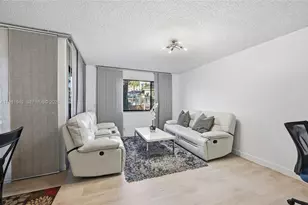 1659 NW 81st Way, Plantation, FL 33322 - Photo 5