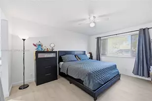 1659 NW 81st Way, Plantation, FL 33322 - Photo 17