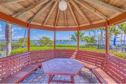 101 E Half Moon Cir #B, Hypoluxo, FL 33462 - Photo 55