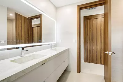 569 NW 44th St, Miami, FL 33127 - Photo 25