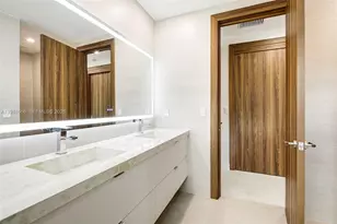 569 NW 44th St, Miami, FL 33127 - Photo 25