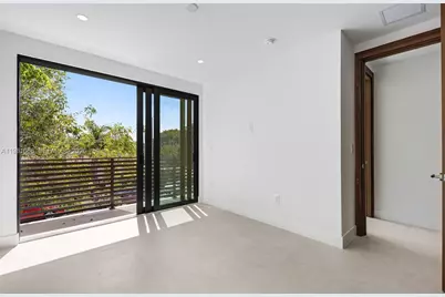 569 NW 44th St, Miami, FL 33127 - Photo 29