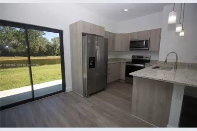 8004 Spice Ct, Labelle, FL 33935 - Photo 11