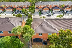 1166 NW 100th Ave, Pembroke Pines, FL 33024 - Photo 33