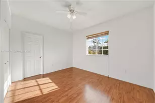 1166 NW 100th Ave, Pembroke Pines, FL 33024 - Photo 31