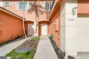 1166 NW 100th Ave, Pembroke Pines, FL 33024 - Photo 3