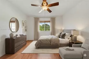 1166 NW 100th Ave, Pembroke Pines, FL 33024 - Photo 7