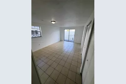 2001 Bay Dr #204, Miami Beach, FL 33141 - Photo 3