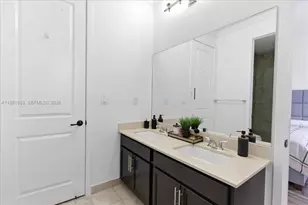 3407 W 99th Pl, Hialeah, FL 33018 - Photo 23