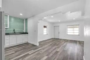 2166 NW 18th St, Miami, FL 33125 - Photo 11