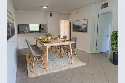 3212 NW 102nd Ter #203-F, Coral Springs, FL 33065 - Photo 3