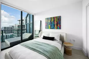 121 NE 34th St, Miami, FL 33137 - Photo 23