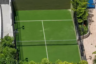 700 NE 24th St, Miami, FL 33137 - Photo 13