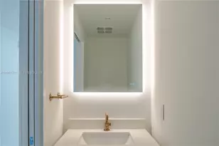 700 NE 24th St, Miami, FL 33137 - Photo 31