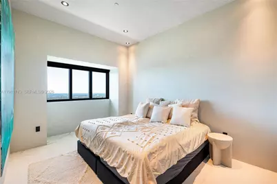 650 NE 32nd St #UPH5302, Miami, FL 33137 - Photo 19