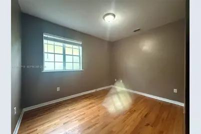 1127 Euclid Ave #203, Miami Beach, FL 33139 - Photo 13