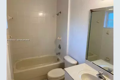 661 SW 10th St #661, Florida City, FL 33034 - Photo 9