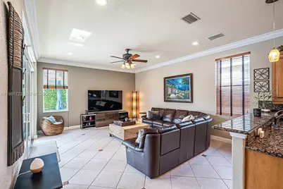 3182 SW 189th Ave, Miramar, FL 33029 - Photo 9