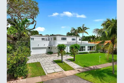 1021 N Greenway Dr, Coral Gables, FL 33134 - Photo 1