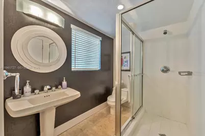 1021 N Greenway Dr, Coral Gables, FL 33134 - Photo 25