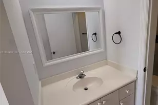 764 SW 106th Ave, Pembroke Pines, FL 33025 - Photo 13