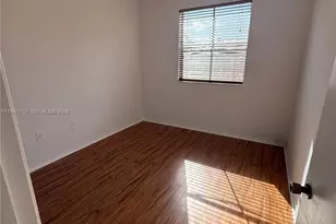 764 SW 106th Ave, Pembroke Pines, FL 33025 - Photo 15