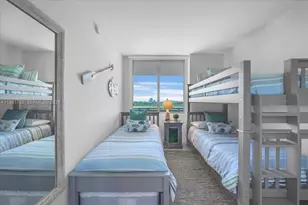 16385 Biscayne Blvd, North Miami Beach, FL 33160 - Photo 15