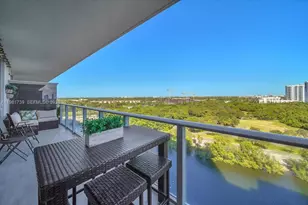 16385 Biscayne Blvd, North Miami Beach, FL 33160 - Photo 3