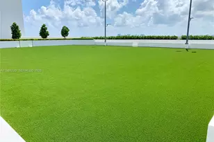 16385 Biscayne Blvd, North Miami Beach, FL 33160 - Photo 67