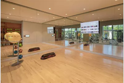 16385 Biscayne Blvd #1104, North Miami Beach, FL 33160 - Photo 93