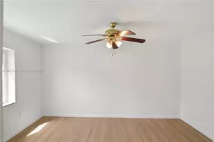 1431 NW 30th St, Miami, FL 33142 - Photo 9