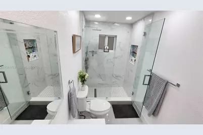 734 W 32nd St #734, Hialeah, FL 33012 - Photo 25