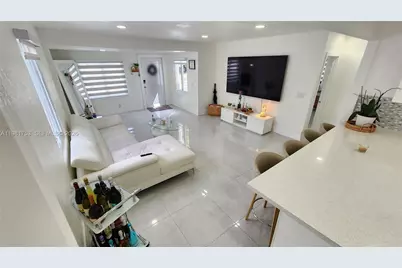 734 W 32nd St #734, Hialeah, FL 33012 - Photo 7
